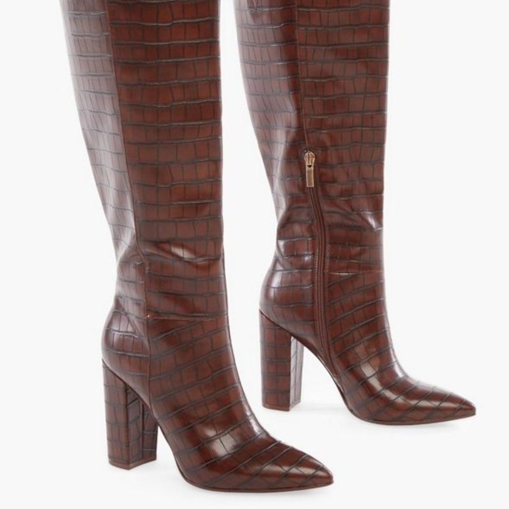 Wren Block Heeled Boot in Whiskey  (size 8.5)